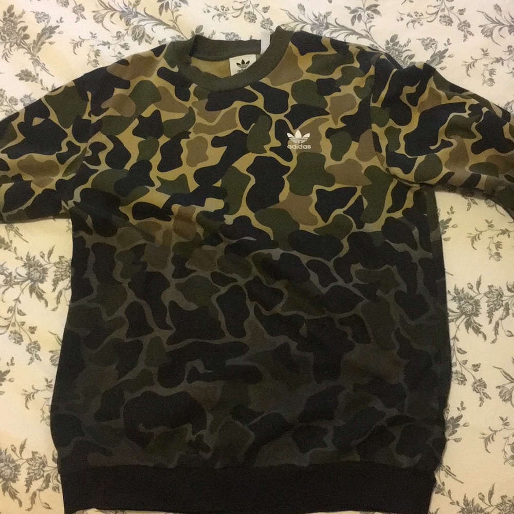 ADIDAS CAMO SWEATSHIRT